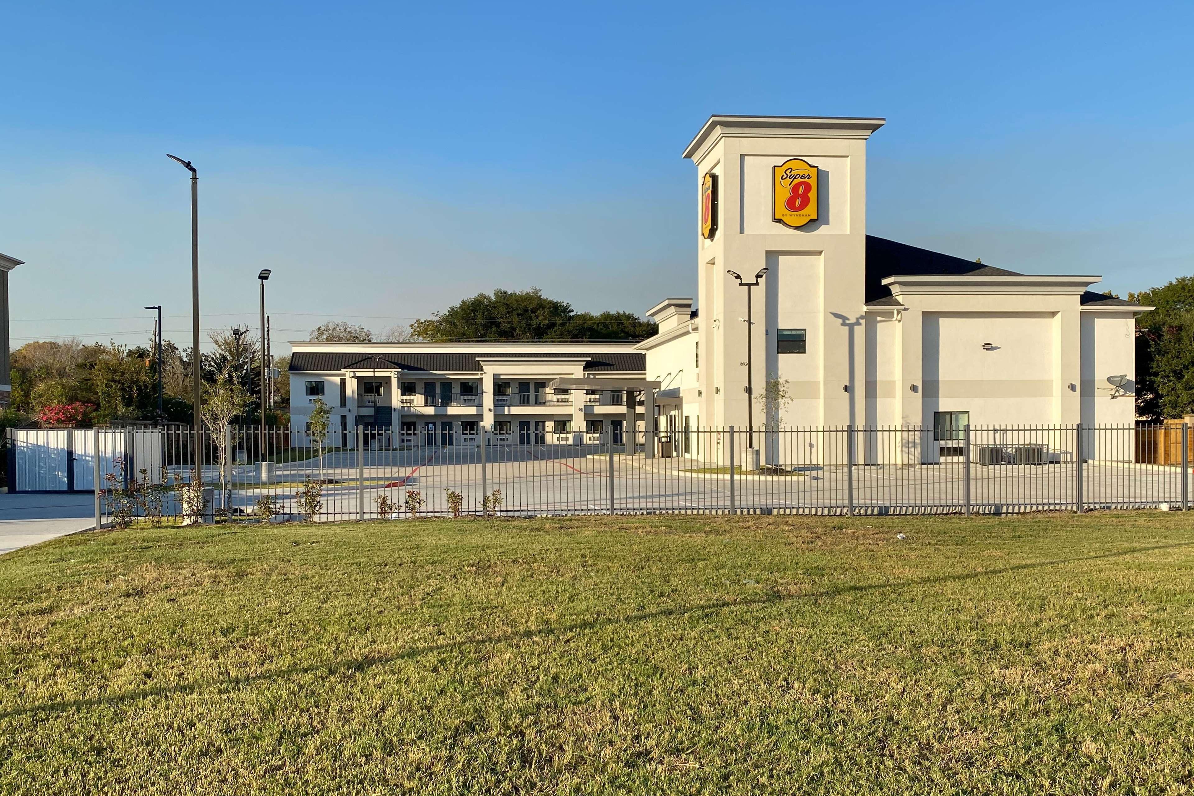 Hotel Super 8 By Wyndham Houston Nw Beltway 8-West Rd Exterior foto